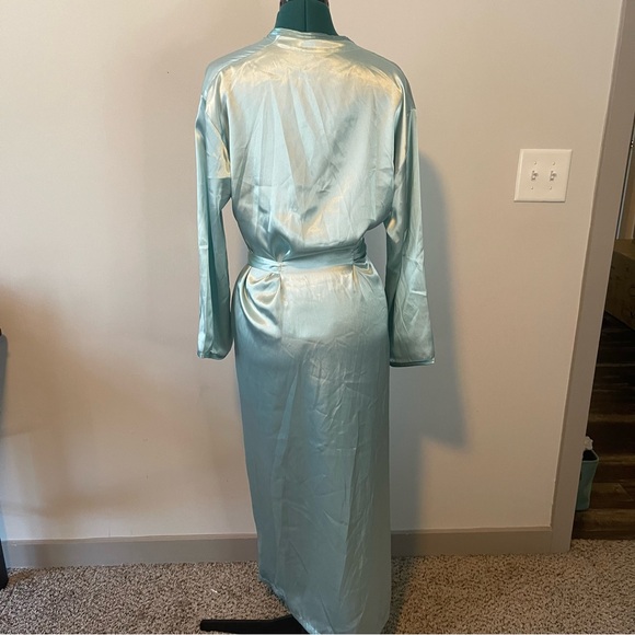 Halston Robe L/XL - Picture 7 of 11